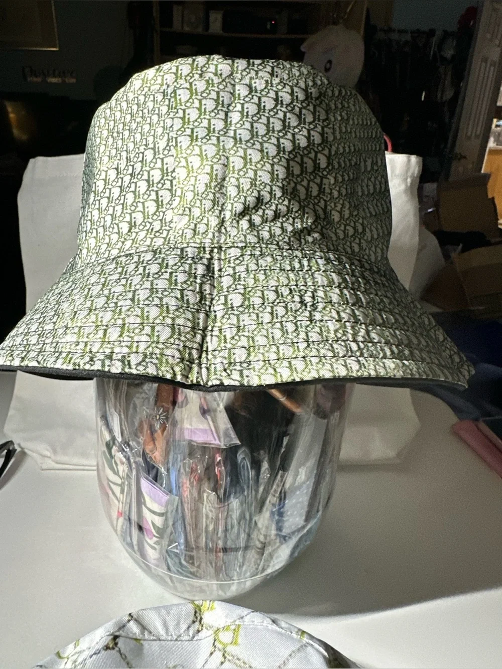 Fashion Inspired Green Bucket Hat NWOT